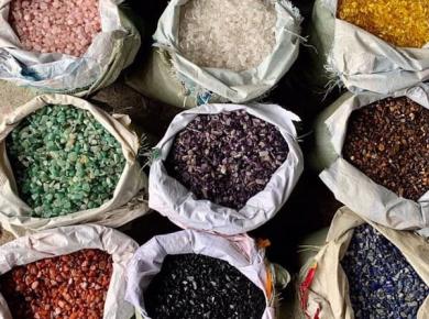 Kinh Nghiệm Rải Đá Thạch Anh Móng Nhà, Sàn Nhà Tầng Trệt - Những Điều Cần Biết